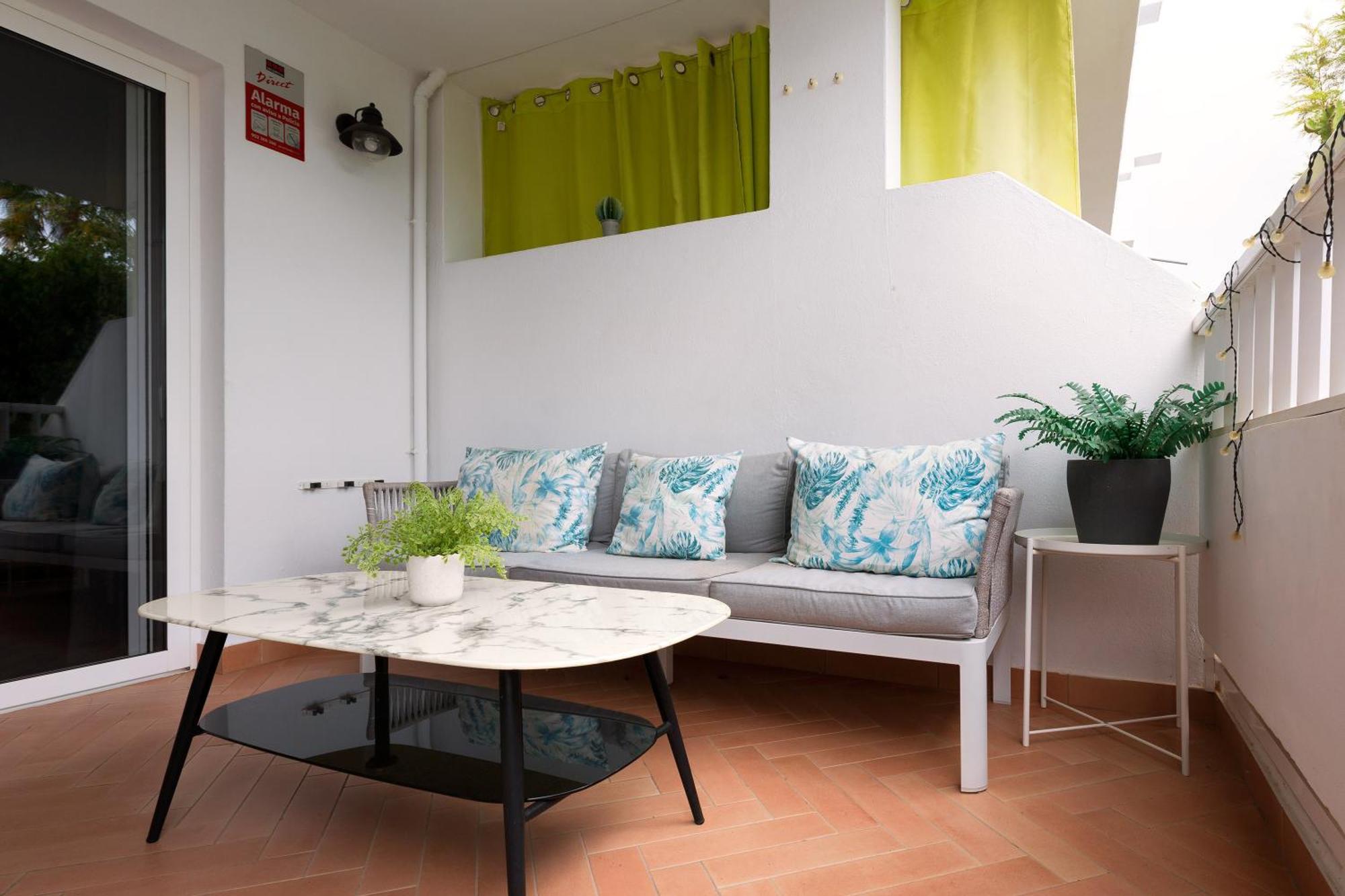 קוסטה טגוויסה The Monkey House Apartment - A Jungle Of Comfort מראה חיצוני תמונה